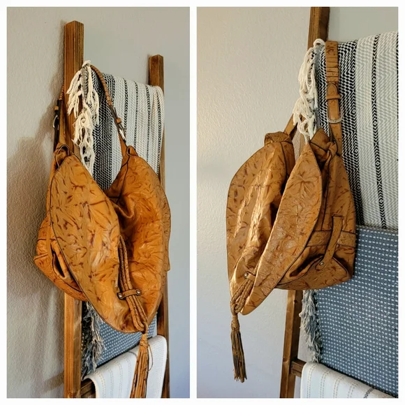 HYPE Leather Bag - Picture 4 of 12